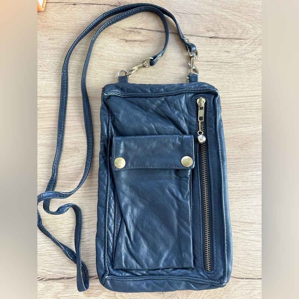 Soft Leather Navy Blue Purse with 4 pockets including for cellphone